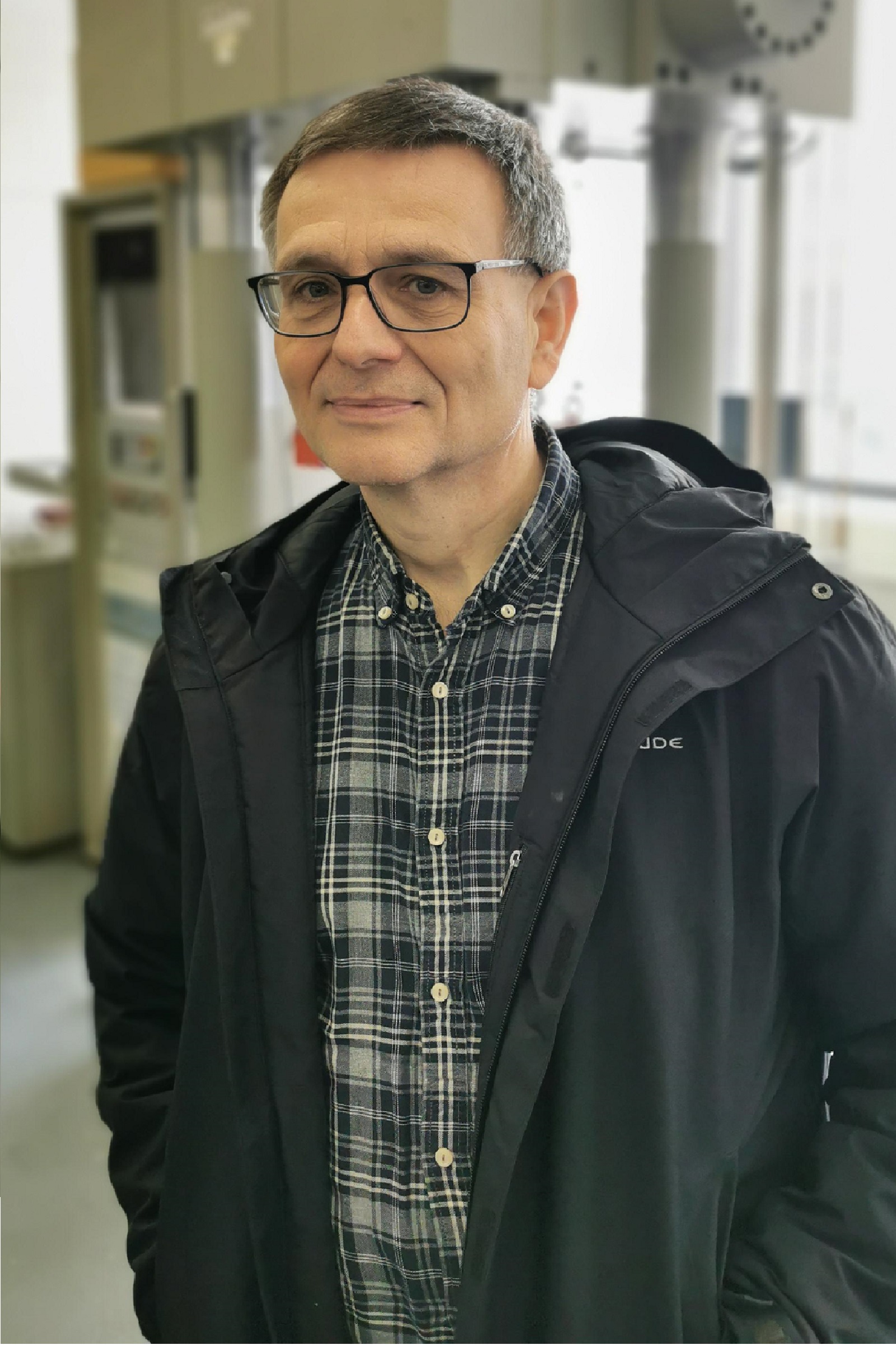 Portraitfoto von Prof. Dr. rer. nat. Rainer Stich 